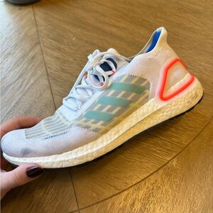 Adidas Ultraboost Tennis Shoes